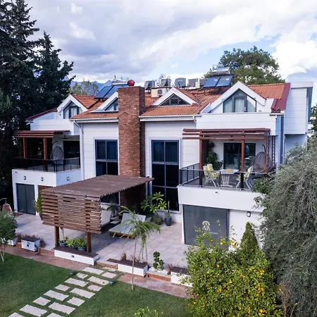 Heart De Maison *