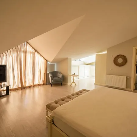 Heart De Maison *